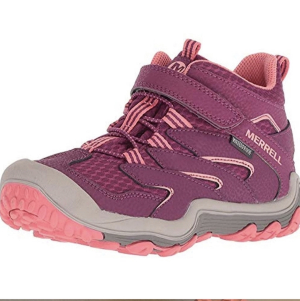 Merrel Chameleon 7 Girls Waterproof Hiking boots Size 2